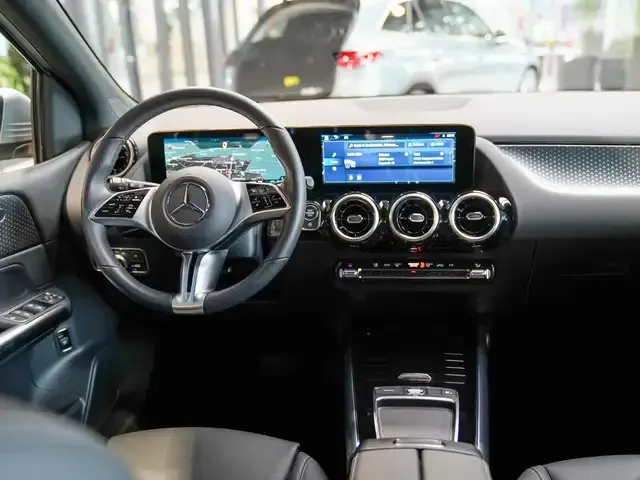 Mercedes-Benz B 200