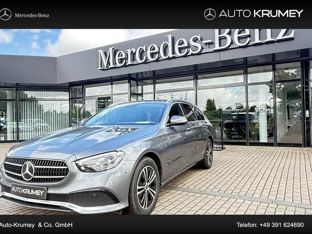 Mercedes-Benz E 220