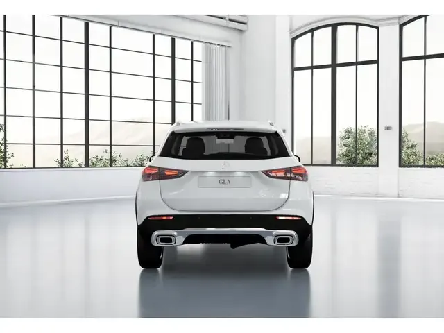 Mercedes-Benz GLA 200