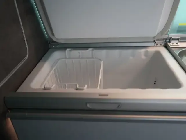 Volkswagen T6.1 California