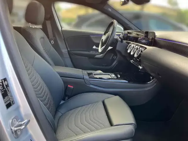 Mercedes-Benz A 200