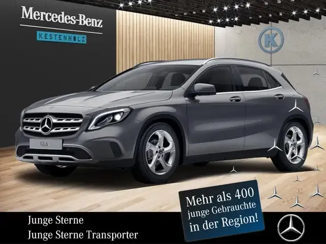Mercedes-Benz GLA 200