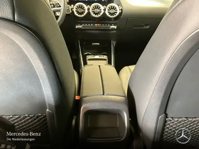 Mercedes-Benz EQA 350