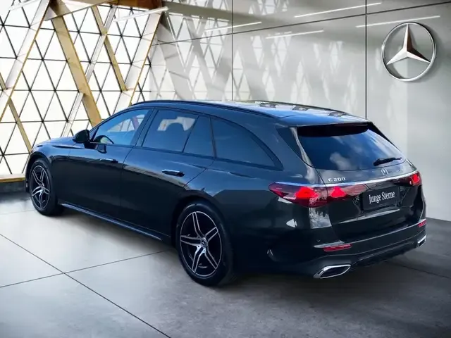 Mercedes-Benz E 200