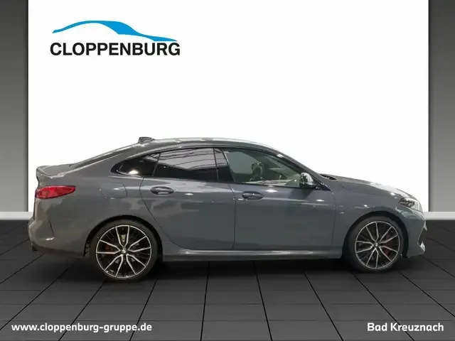 BMW 220