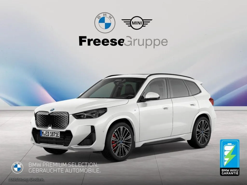 BMW iX1