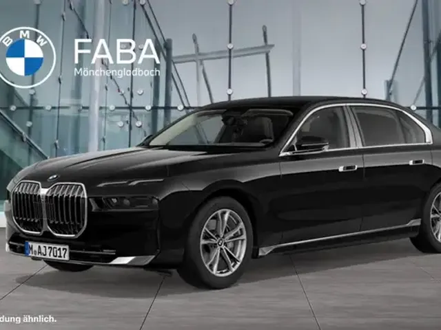 BMW 740
