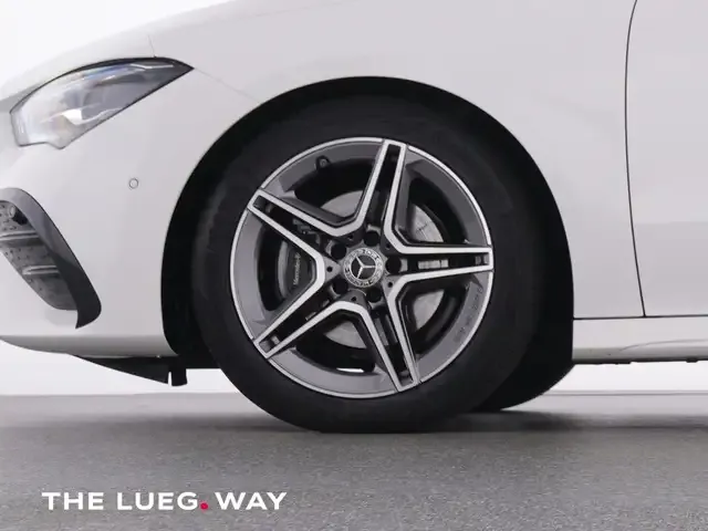 Mercedes-Benz CLA 180
