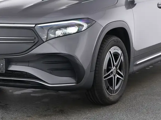 Mercedes-Benz EQB 300