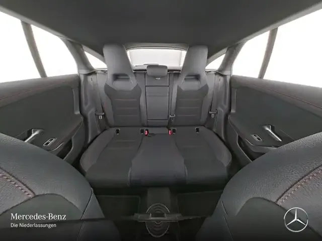 Mercedes-Benz CLA 220