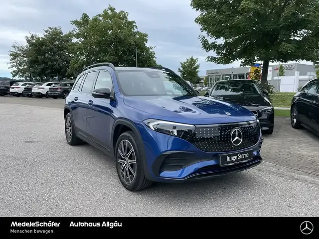 Mercedes-Benz EQB 350