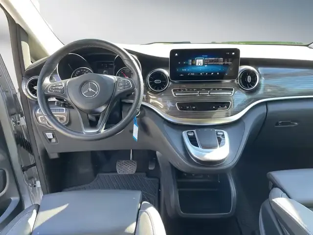 Mercedes-Benz EQV 300