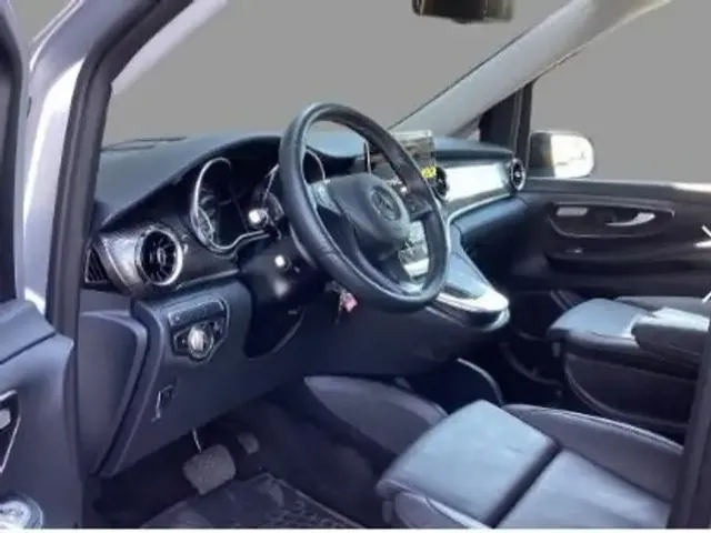 Mercedes-Benz EQV 300