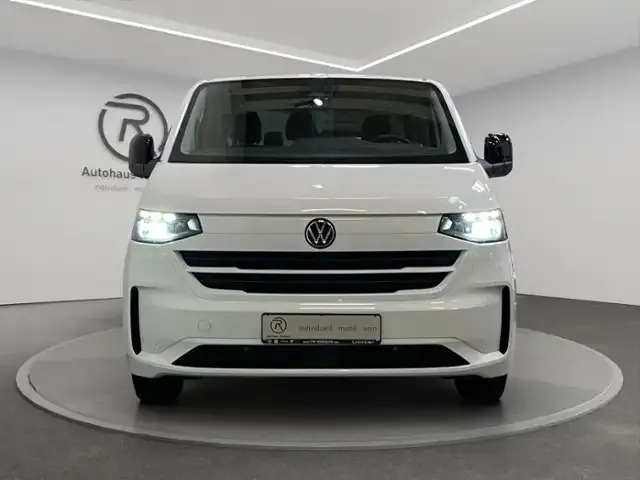 Volkswagen T7 Caravelle