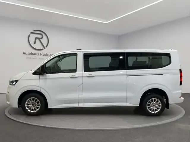 Volkswagen T7 Caravelle