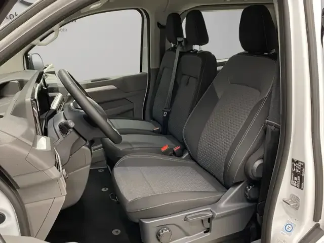 Volkswagen T7 Caravelle