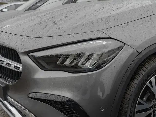 Mercedes-Benz GLA 200