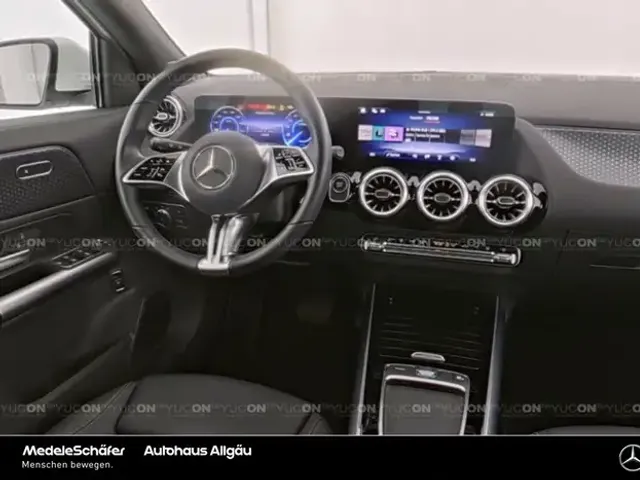 Mercedes-Benz EQA 300