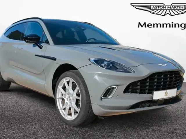 Aston Martin DBX