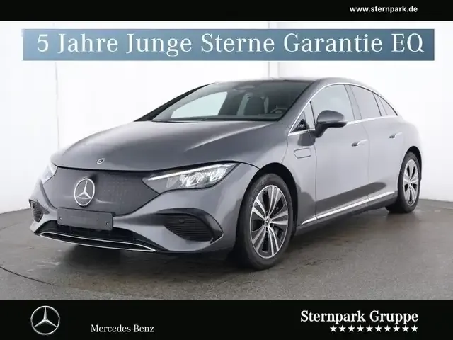 Mercedes-Benz EQE 300