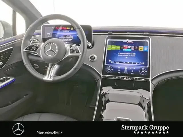 Mercedes-Benz EQE 300