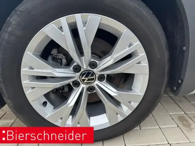 Volkswagen Passat Alltrack