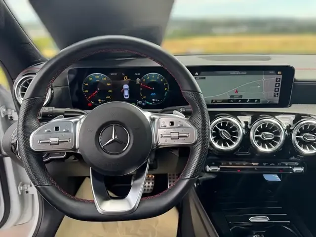 Mercedes-Benz CLA 250