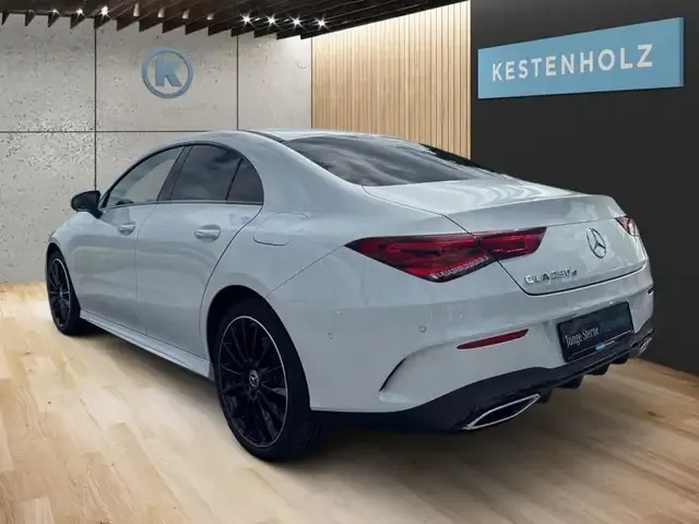 Mercedes-Benz CLA 250