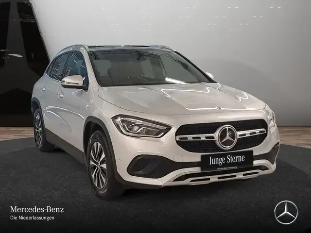 Mercedes-Benz GLA 250