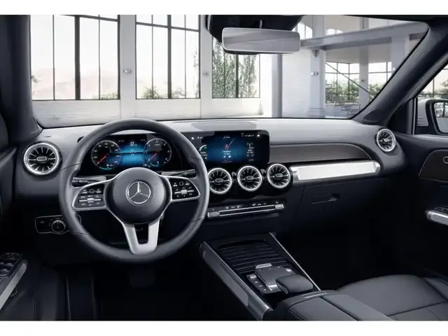 Mercedes-Benz GLB 200