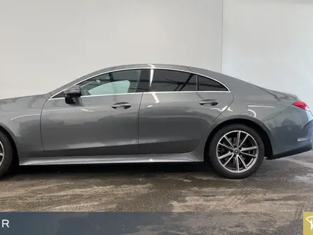 Mercedes-Benz CLS 220