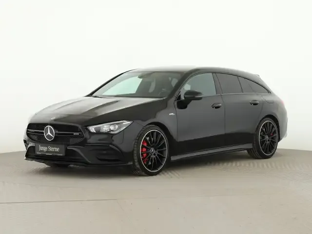 Mercedes-Benz CLA 35 AMG