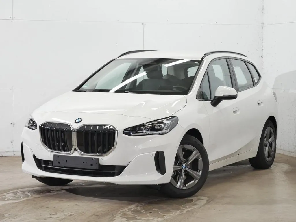 BMW 220