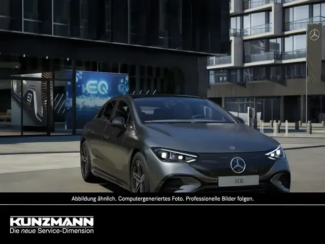 Mercedes-Benz EQE 300