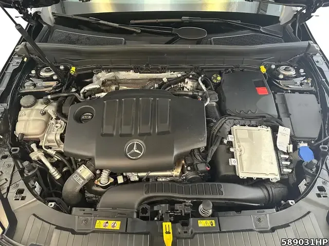 Mercedes-Benz GLB 200