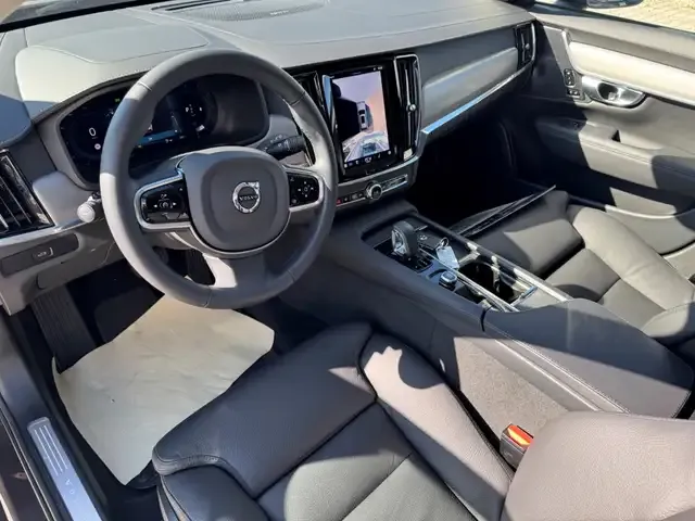 Volvo V90 Cross Country