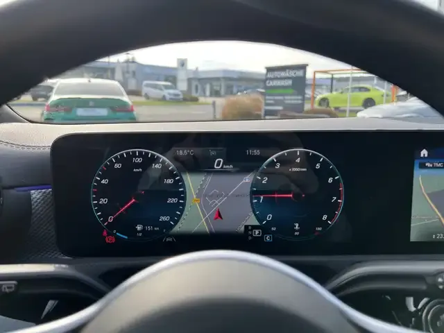 Mercedes-Benz CLA 200