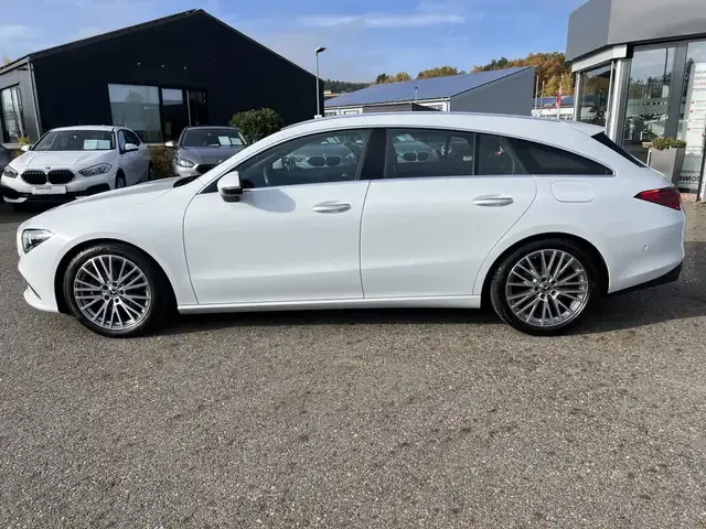 Mercedes-Benz CLA 200