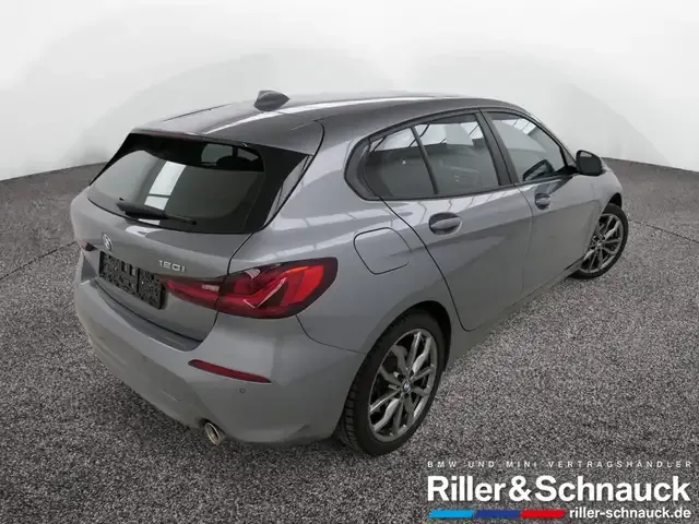 BMW 120