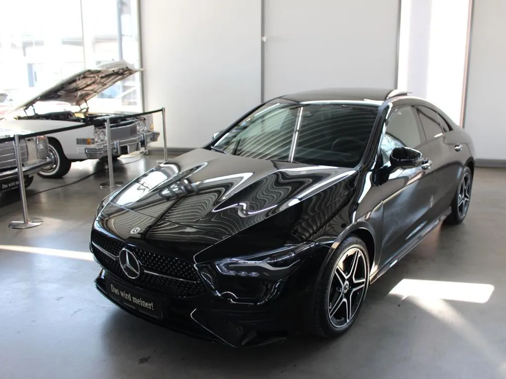 Mercedes-Benz CLA 200