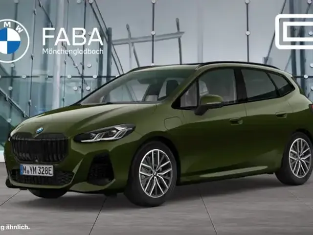 BMW 225
