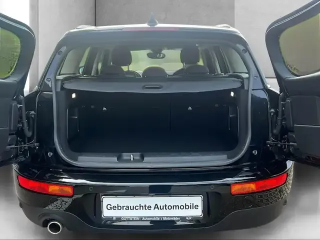 MINI Cooper Clubman
