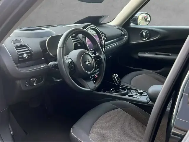 MINI Cooper Clubman
