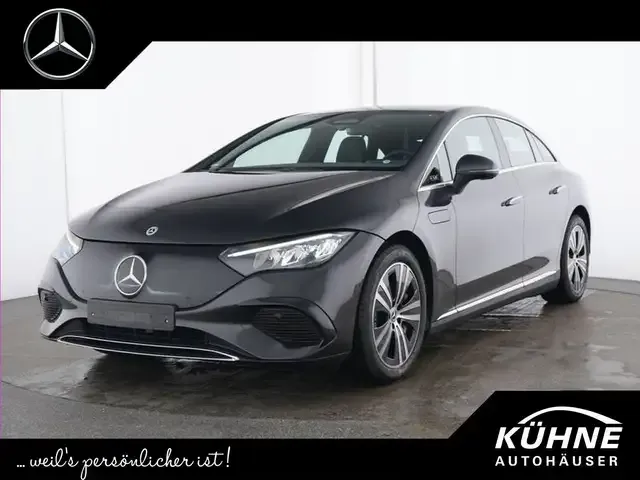 Mercedes-Benz EQE 300