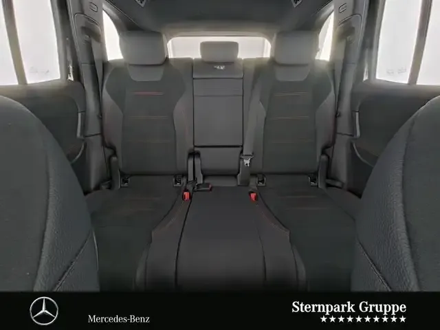 Mercedes-Benz EQB 300