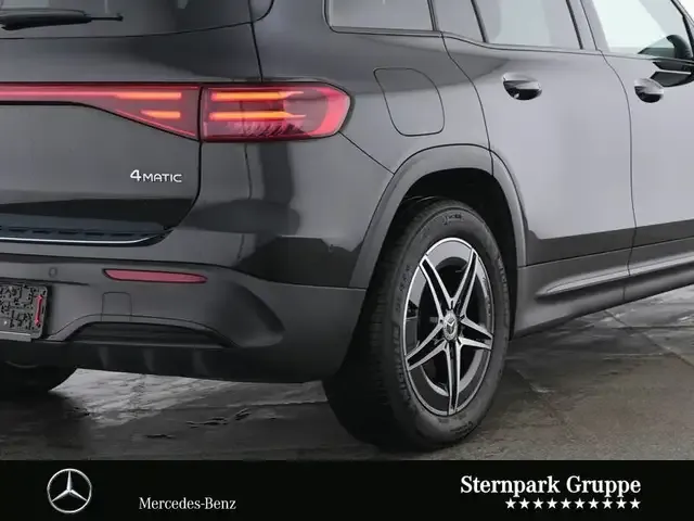 Mercedes-Benz EQB 300