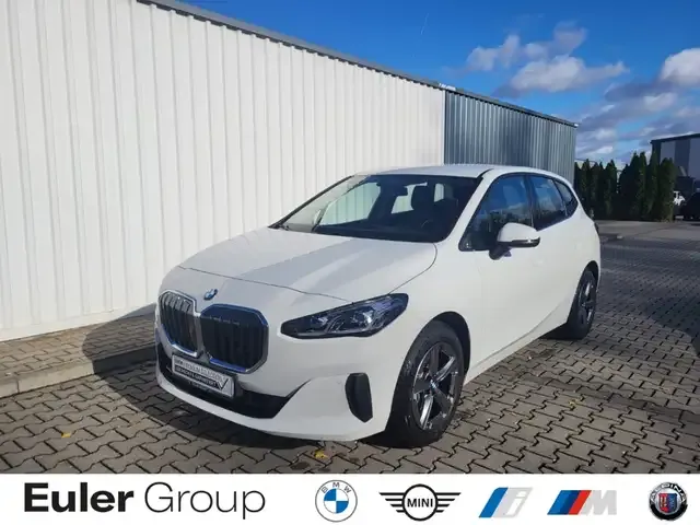BMW 216