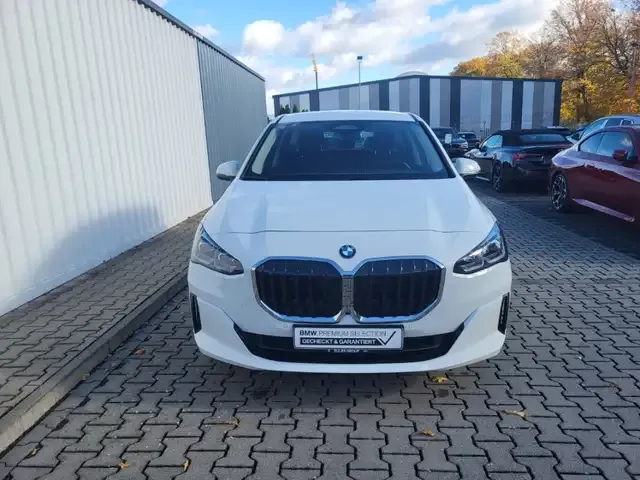 BMW 216