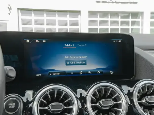 Mercedes-Benz EQA 300