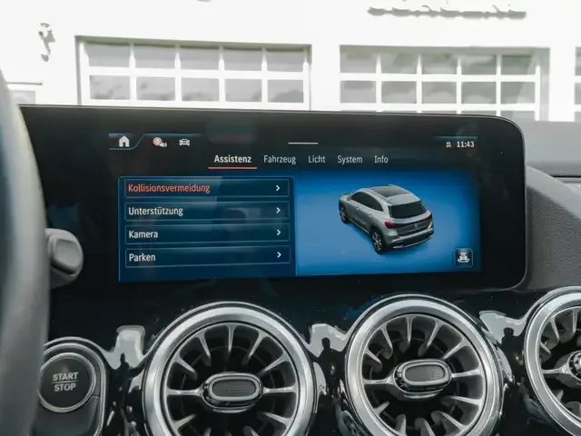 Mercedes-Benz EQA 300